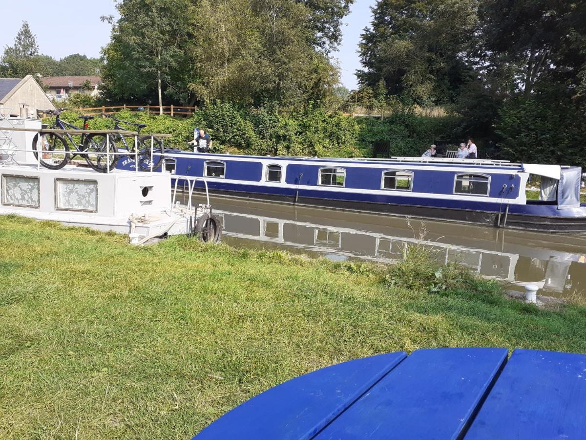 The Barge Inn ブラッドフォード・オン・エイヴォン エクステリア 写真